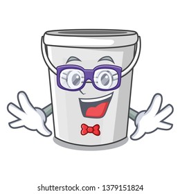 Geek plastic tube bucket the cartoon shape