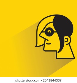 ícone de vista lateral de mulher geek com sombra no fundo amarelo
