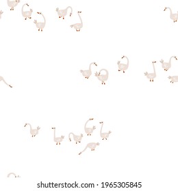 Gänsenahtloses Muster. Weißgans in verschiedenen Posen. Cute Vektorgrafik im einfachen handgezeichneten Cartoon-Stil. Einfacher, kalter Cartoon-Stil, perfekt für Textilien, Babyduschgewebe