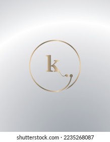 Una auténtica plantilla de logotipo para vectores K con el estilo de hoja con el tema impresionante de la letra K