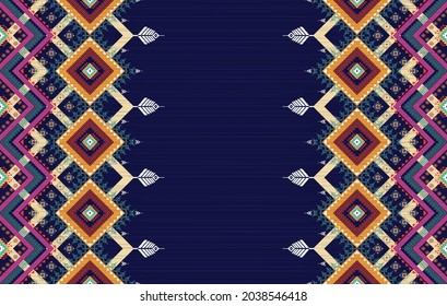 Patrón étnico geométrico africano. Moqueta de tela azteca mandala adorno boho chevron decoración textil papel de pared. Antecedentes de los vectores orientales del bordado tradicional del pavo indio tribal.
