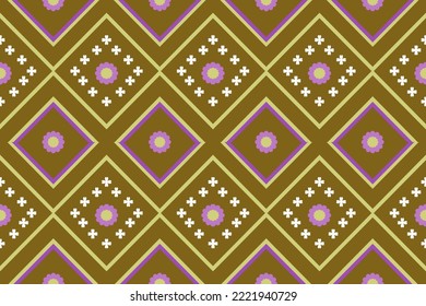 Geometric autumn pattern. Diamond shape. Folk ornament. Ikkat. Ethnic Ikat pattern. Abstract beautiful art. Tribal ethnic texture. Spanish motif on the carpet. Aztec style. Indian rug. Gypsy.yellow 