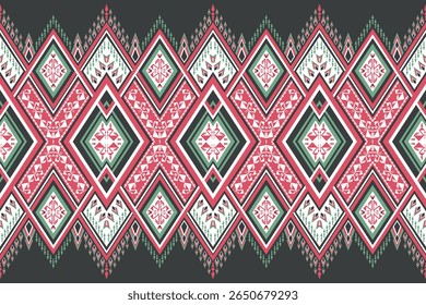 Geometric Ethnic Diamond Motif Padrão sem costura Tribal Abstract Verde vermelho sobre cinza escuro Fundo Design para fundo, tapete, papel de parede, envoltório, pano, tecido, têxtil, decorativo, estilo de bordado