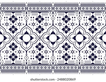 Patrón sin fisuras de la tela étnica geométrica y floral en el fondo blanco, diseño para la tela, la alfombra, el batik, el Fondo de pantalla, el envoltorio etc.