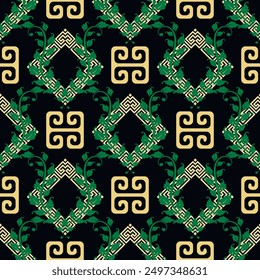 Geométrico Floral greece antiguo patrón sin fisuras de estilo con ramas verdes, hojas, rombo dorado, meandro clave griego. Hermosos adornos abstractos frondosos sobre fondo negro. Vector de textura sin fin.