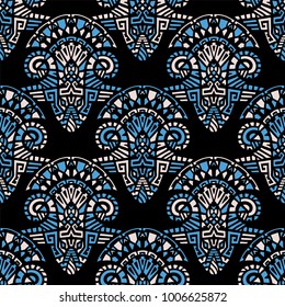 Geometric, hand drawn seamless pattern in ethnic style. Tribal, folk traditional motifs. Aztec, Peruvian, Mayan, Mexican, Native American. Vector illustration.