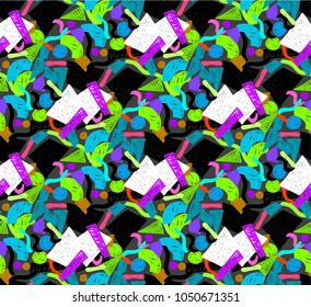 Geometric memphis seamless  pattern in retro style. Doodle pattern hand-drawn pen, ink, chalk. 
