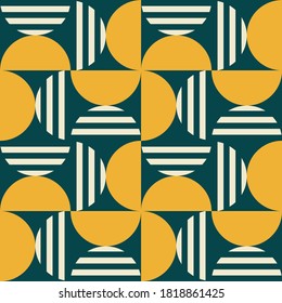 Geometric mid-century modern vector seamless pattern - 60's and 70's minimal style textile design with abstract shapes. Retro style repetitive background, funky wallpaper or poster 