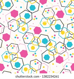 Geometric retro hexagon shape seamless pattern. All over print vector background. Summer 1950s memphis style fashion. Trendy honeycomb fun wallpaper, vintage home decor. Drawn graphic textile fabric