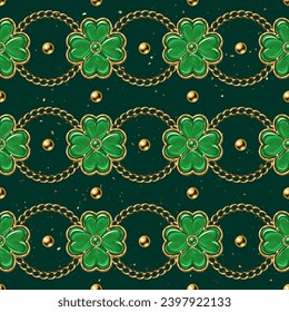 Patrón geométrico del día de St Patricks con joyas cadenas doradas, cuentas, encantos como afortunados 4 hojas shamrock. Bandas horizontales con círculos, tréboles. Ilustración vintage sobre fondo verde oscuro