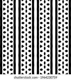  Geometric vector pattern with triangular elements. Seamless abstract ornament for wallpapers and backgrounds. Black and white colors.