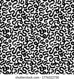Geometric vector seamless pattern in Memphis style. Grunge brush stroke wavy lines and circles. Hand drawn organic ink illustration with bold curved lines. Hipster black paint geometric background. 
