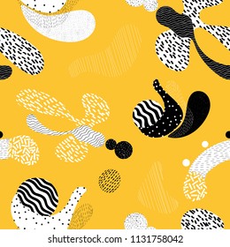 Geometry memphis 80's style seamless pattern. Abstract vector illustration for poster design, flyer, greeting card, invitation, banner, web design. Bubble shapes with strokes and dots.