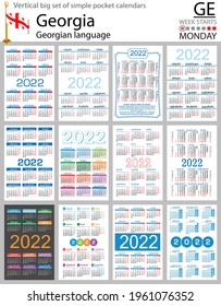 Vertical georgiano Gran juego de calendarios de bolsillo para 2022 (dos mil veintidós). La semana empieza el lunes. Año nuevo. Diseño sencillo en color. Vector