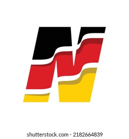 Logo de las iniciales alemanas N con líneas onduladas y colores de la bandera nacional alemana