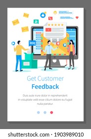 Obtener la plantilla de la página de inicio de comentarios del cliente. Empresarios recibiendo dinero del gerente o cliente. Un grupo de colegas se encuentra cerca de una computadora con un correo electrónico o una carta. Ilustración vectorial de diseño del sitio web
