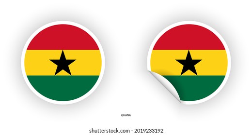 El icono de la bandera de Ghana con pegatinas se pone en forma de círculo y se cierra con la piel en la esquina aislada en fondo blanco.