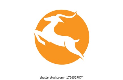 Ghazal Jump Logo-Design in einem sonnigen Hintergrund, Deer Hind läuft Illustration auf weißem Hintergrund