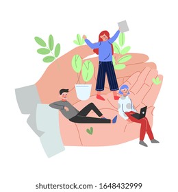 Manos humanas gigantes con empleados pequeños, atención al personal de oficina, apoyo, crecimiento profesional, prestaciones del personal Ilustración