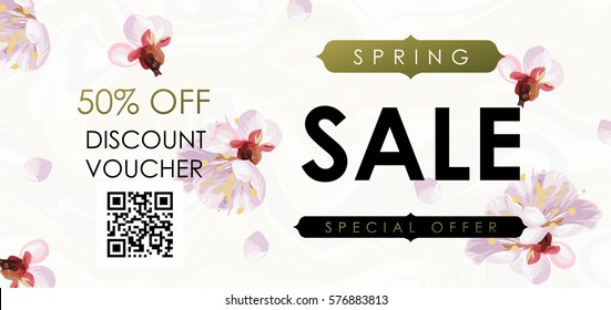 Geschenkgutschein, Gutschein, Coupon-Vorlage mit Pflaumenblumen, Streifenmuster und glänzende goldene Textur. Inspirationsvektor für Frühling.