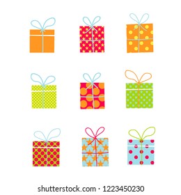 Iconos de regalo, presentes, sorpresivos, sencillos vectores establecidos para el diseño web y móvil