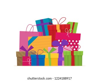 Regalos con arcos y cintas. Pila de coloridas cajas regalo. Conjunto de cajas de regalo envueltas aisladas en fondo blanco. 