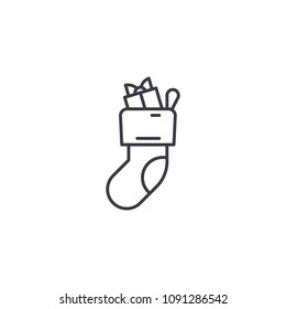 Gifts linear icon concept. Gifts line vector sign, symbol, illustration.