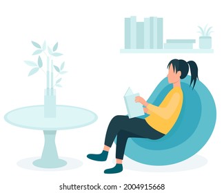 Niña con un libro se sienta en una silla de maleta, ilustración vectorial. Concepto, una mujer lee en un apartamento. Ocio y pasatiempo tranquilo, autoeducación. Descansa en casa.