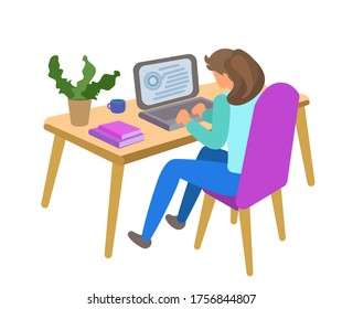 Mädchen am Tisch und
Tippen auf eine Laptop-Tastatur. Arbeitsplatz mit Büchern, einer Pflanze und einer Tasse. Vektorgrafik-Illustration einzeln auf weißem Hintergrund.