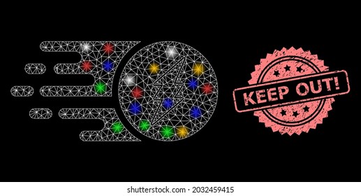 Carga eléctrica de red de malla de vidrio con manchas brillantes y Sello de sello de rosette corroído por la presencia de la marca de seguridad. Malla vectorial iluminada creada a partir del icono de carga eléctrica.