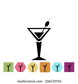 Glass of martini icon