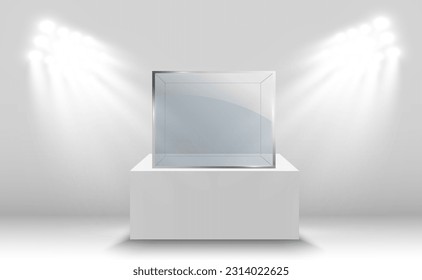 Muestra de vidrio para la exposición en forma de cubo. Fondo en venta iluminado por focos. Caja de cristal de museo aislado publicidad o boutique de diseño de negocios. Sala de exposiciones.