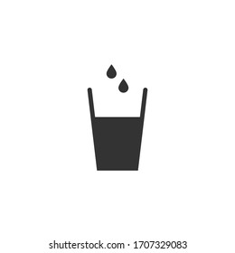 Vidrio del icono del agua vectorial. Diseño plano aislado sobre fondo blanco.