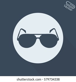 Glasses icon.