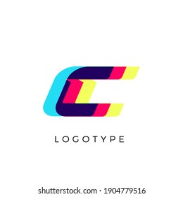 Letra de efecto de ajuste C, efecto de superposición del espectro coloreado. Símbolo de inclinación de vectores para el ciberdeporte, las carreras, el automoción y la marca de moda. Diseño de tipografía vectorial para logotipo y monograma