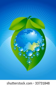 Globe in Halskette aus Wassertropfen. Konzept "Freies Wasser"