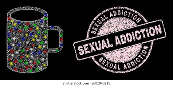 Icono de la taza de malla cruza brillante con efecto de brillo sobre el fondo negro, y imitación de sello de abdicación sexual. El sello rosado tiene texto de Adicción Sexual dentro de forma circular.