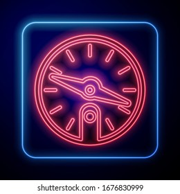 Icono de brújula de neón brillante aislado en fondo azul. Símbolo de navegación de Windrose. Signo de rosa eólica.  Ilustración vectorial