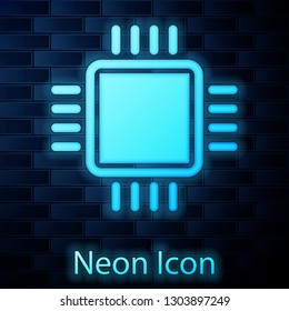 Glowing neon Computer processor with microcircuits CPU icon isolated on brick wall background. Chip or cpu with circuit board sign. Micro processor. Vector Illustration
