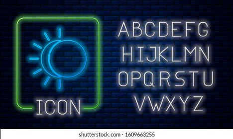 Glowing neon Eclipse of the sun icon isolated on brick wall background. Total sonar eclipse. Neon light alphabet. Vector Illustration