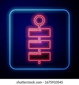 Icono de neón brillante Firework aislado en fondo azul. Concepto de fiesta divertida. Símbolo pirotécnico explosivo.  Ilustración vectorial