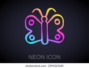 Icono de la mariposa en la línea de neón brillante aislado en el fondo negro.  Vector