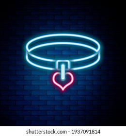 Glowing neon line Collar with name tag and heart icon isolated on brick wall background. Simple supplies for domestic animal. Cat and dog care. Pet chains. Colorful outline concept. Vector