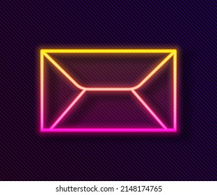 Icono de sobre de neón brillante aislado en fondo negro. Símbolo de la carta de correo electrónico.  Vector