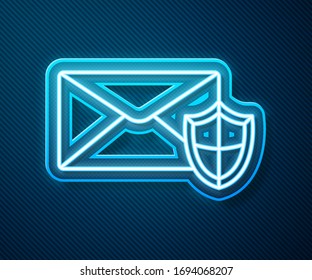 Sobre de neón brillante con icono de escudo aislado en fondo azul. Concepto de seguro. Concepto de seguridad, protección, protección. Ilustración vectorial