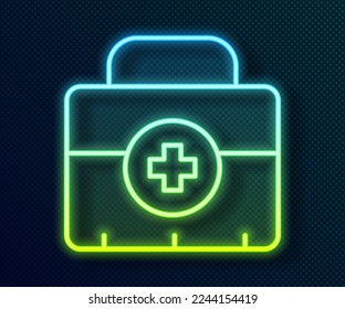 Línea de neón brillante Icono del kit de primeros auxilios aislado en fondo negro. Caja médica con cruz. Equipo médico de emergencia. Concepto de salud.  Vector