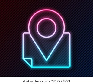 Línea de neón brillante Mapa plegado con icono de marcador de ubicación aislado en el fondo negro.  Vector