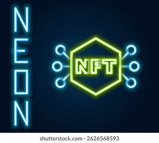 Icono de arte criptográfico digital NFT de línea de neón brillante aislado sobre fondo negro. Token no fungible. Concepto de contorno colorido. Vector