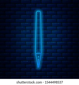 Glowing neon line Pen icon isolated on brick wall background.  Vector Illustration