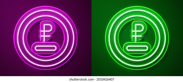 Línea de neón brillante Ruble, icono de moneda de la moneda del rublo aislado en un fondo violeta y verde. Símbolo ruso.  Vector